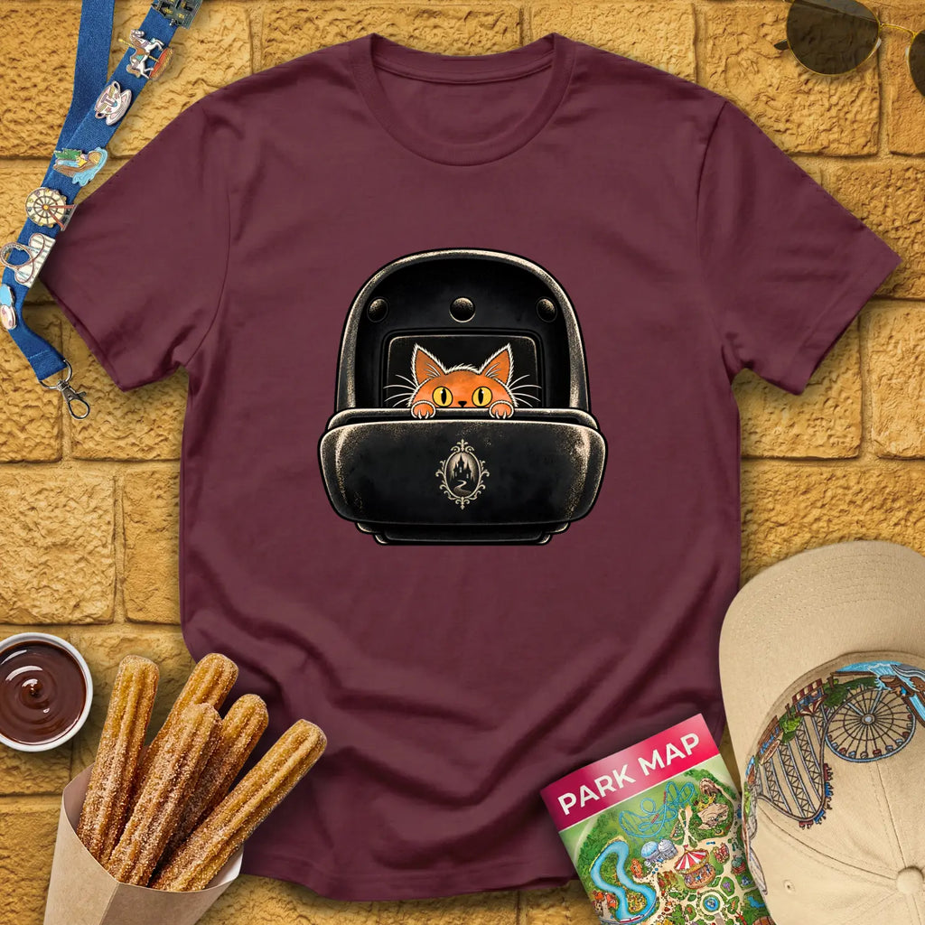 Haunted Cat [Illu] T-Shirt for Theme Park Fans (Maroon)