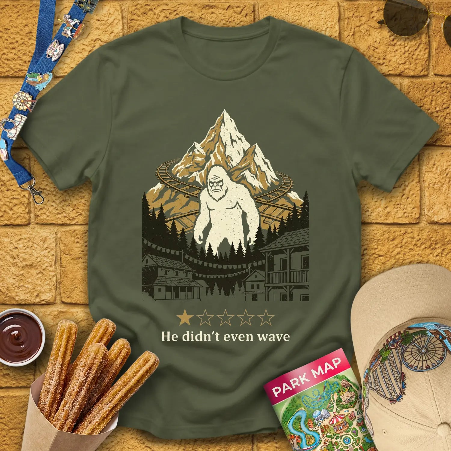 Everest Yeti [LinoCut] T-Shirt for Theme Park Fans (Military Green)