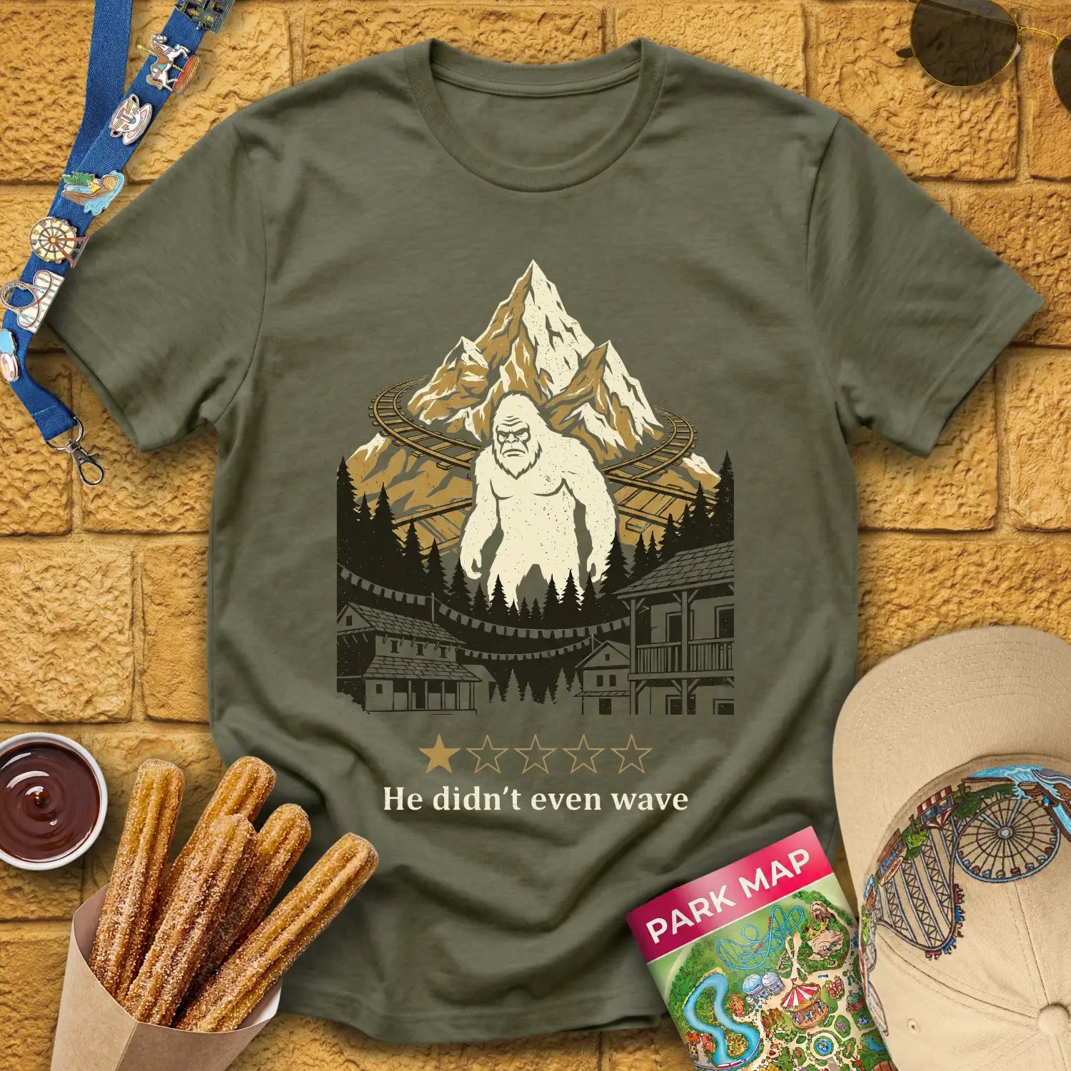 Everest Yeti [LinoCut] T-Shirt for Theme Park Fans (Heather Military Green)