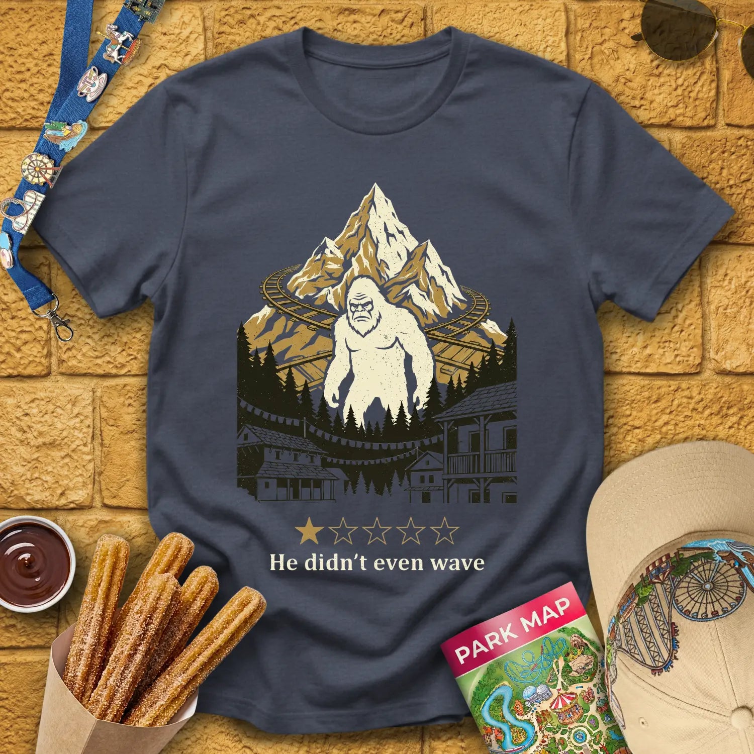 Everest Yeti [LinoCut] T-Shirt for Theme Park Fans (Heather Navy)